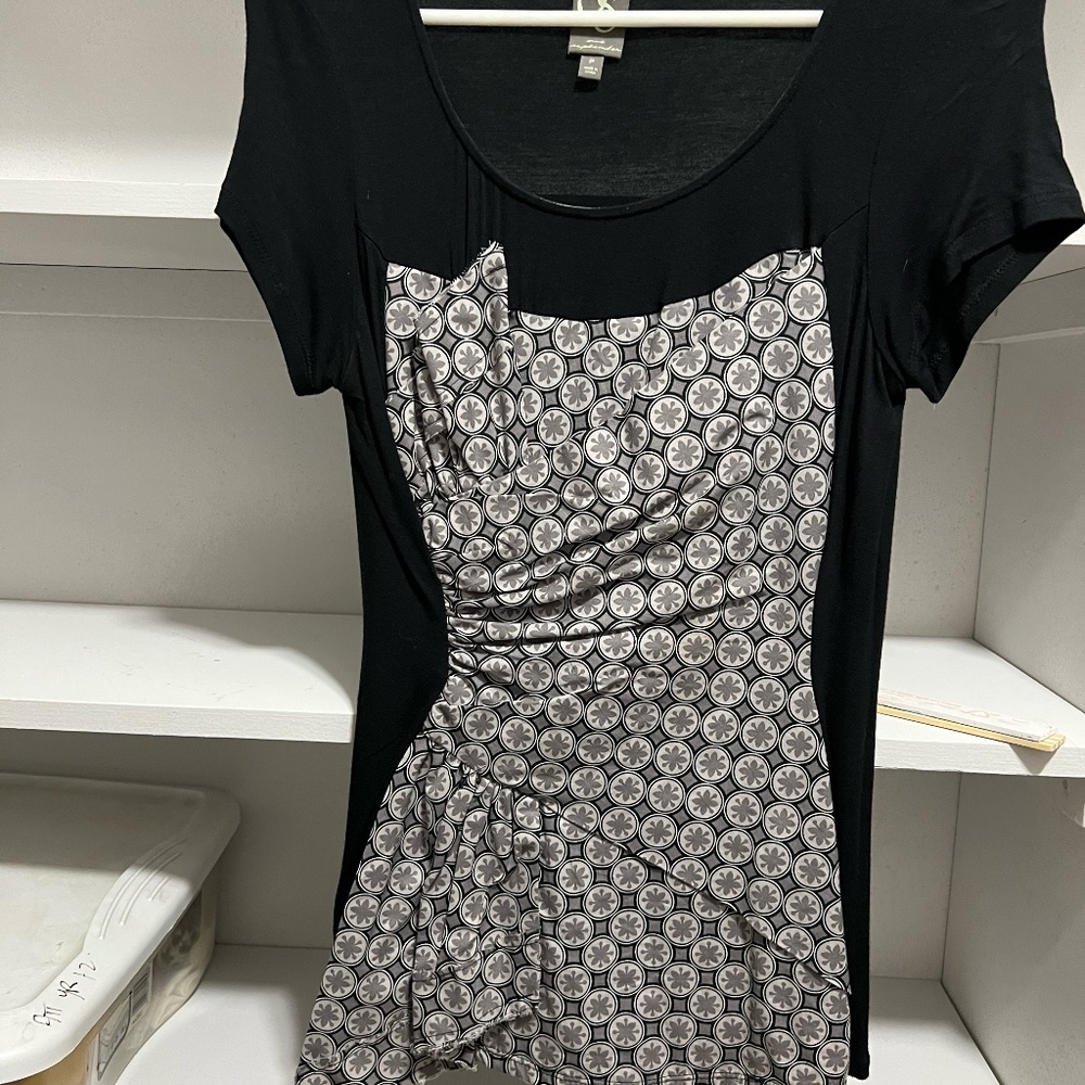 $5 -$10 Sweaters, Tops & Tees!!  Anthropologie One September S/S Size P B/W